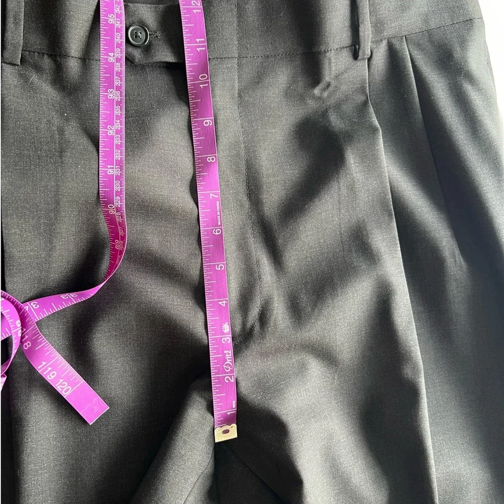 Vintage Austin Reed 100% Wool Pleated Trousers Gray Wide Leg Dress Pants 37